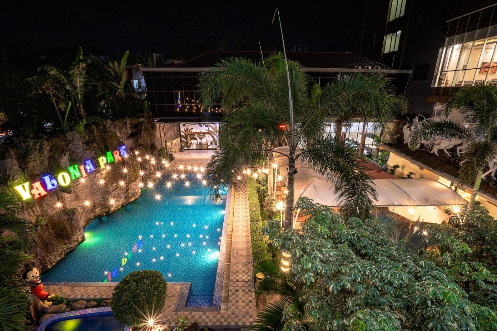 Grand Valonia Hotel Jember Ngoại thất bức ảnh